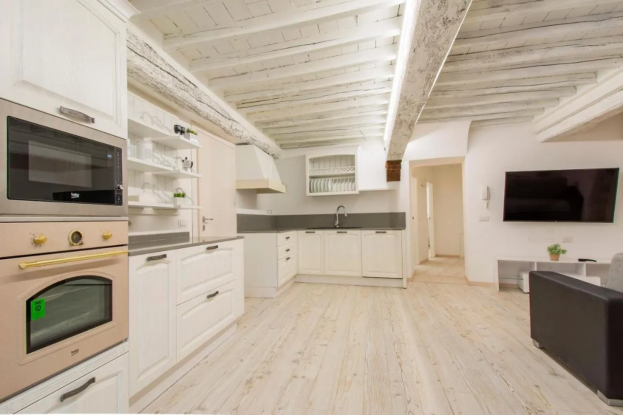 Casa Alice - Elegant In The Centre Of The City Siena Apartment