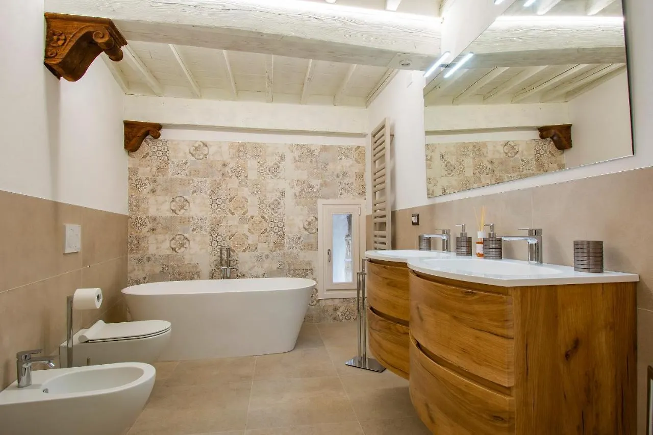 Casa Alice - Elegant In The Centre Of The City Siena 0*,