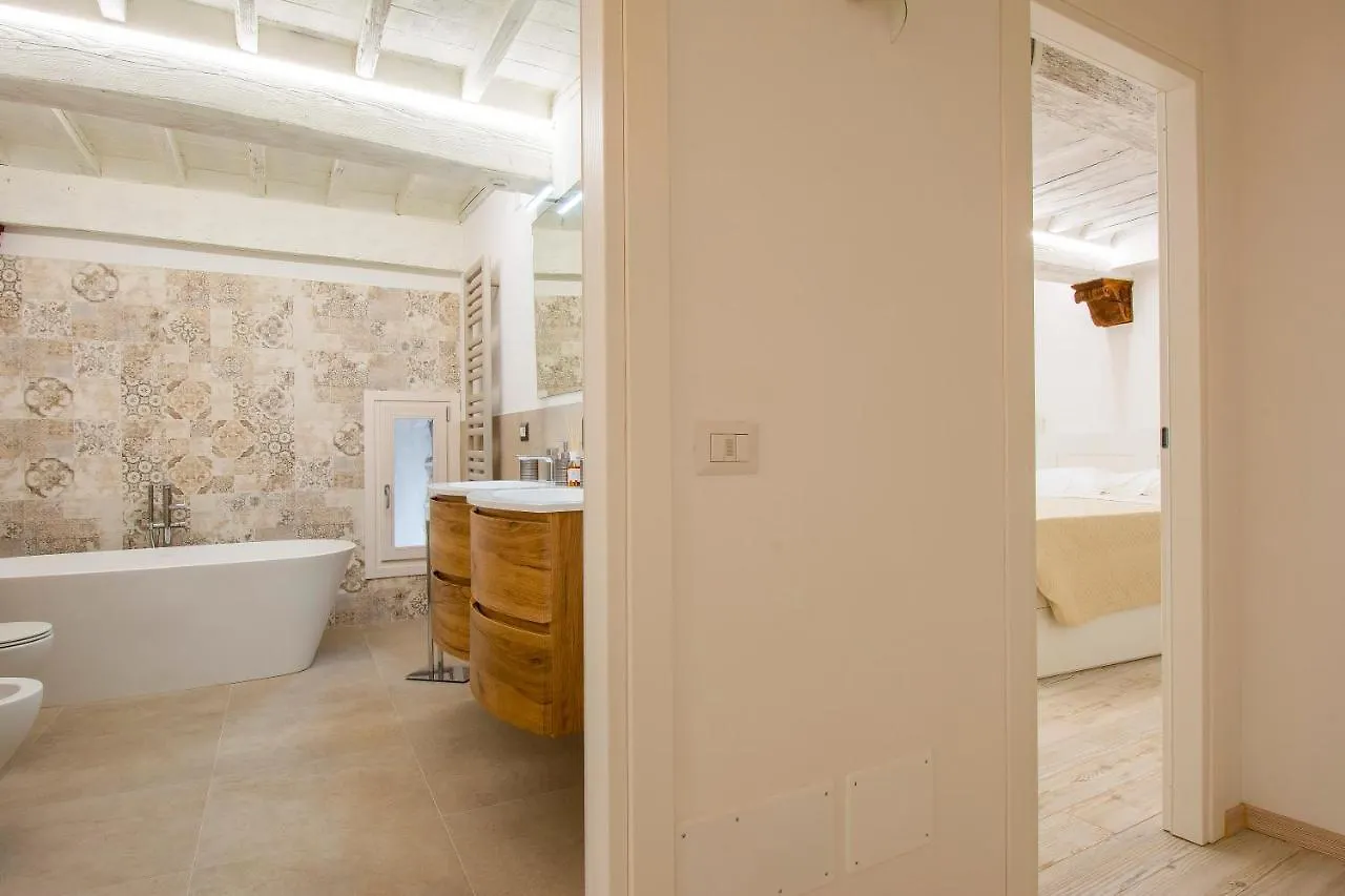 Apartment Casa Alice - Elegant In The Centre Of The City Siena