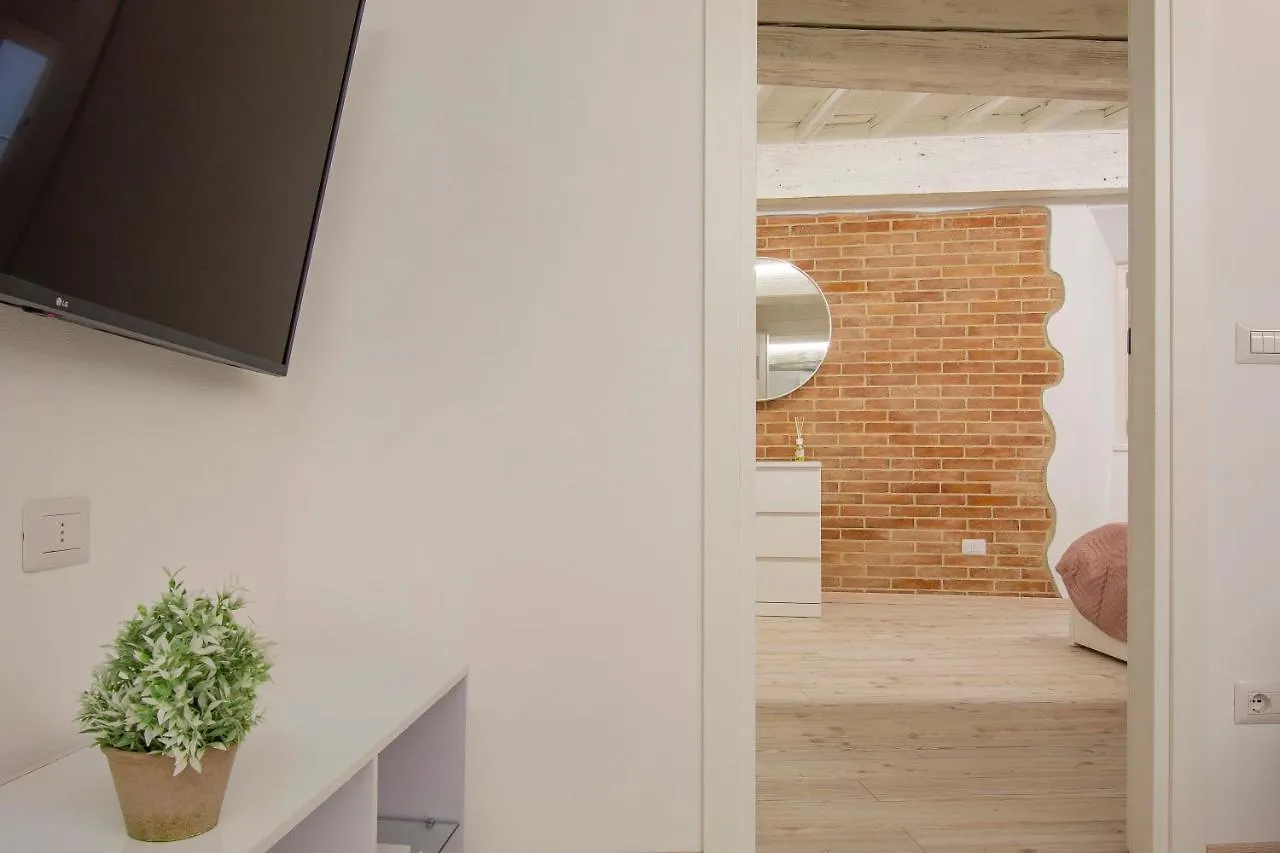 Casa Alice - Elegant In The Centre Of The City Siena Apartment