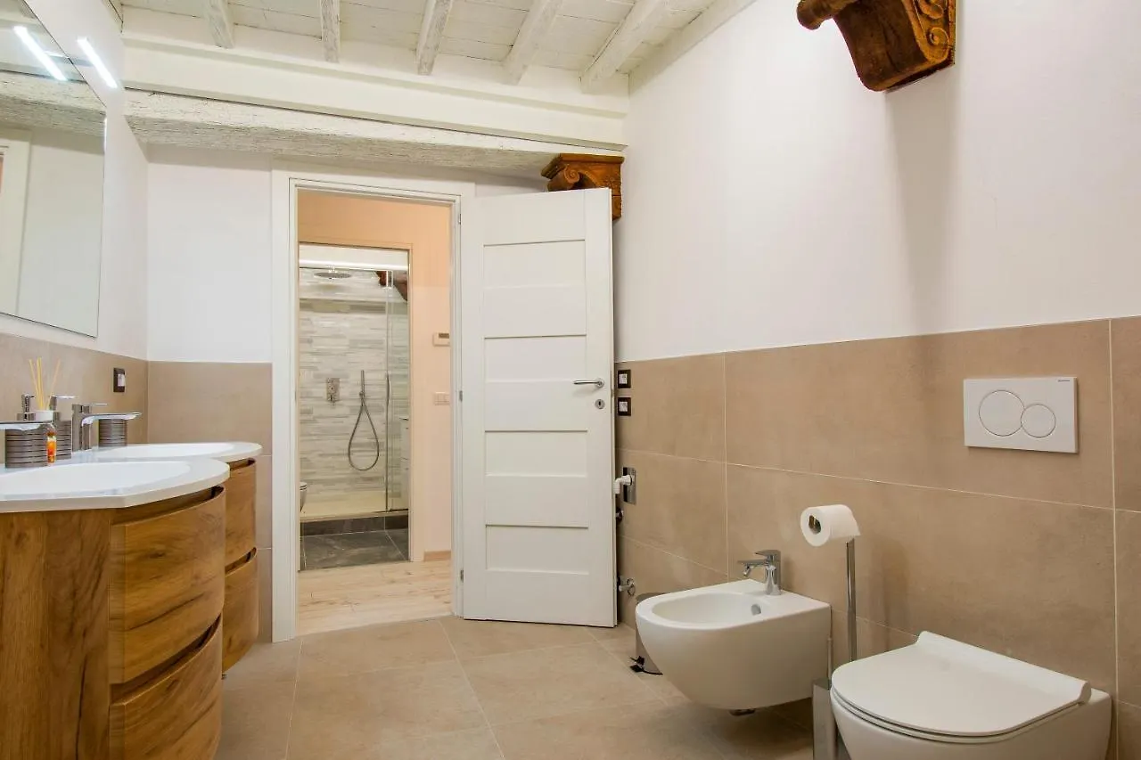 Casa Alice - Elegant In The Centre Of The City Siena Apartment